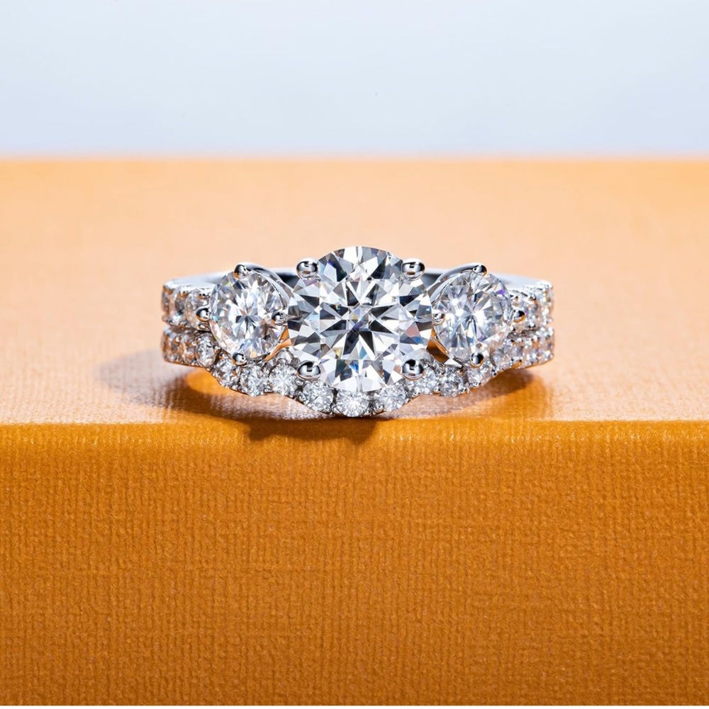 Past Future and Present wedding ring bridal set - Picture 2 of 8